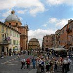 Castel Gandolfo - Plac Della Libertà przed pałacem papieskim Castel Gandolfo - Plac Della Libertà przed pałacem papieskim